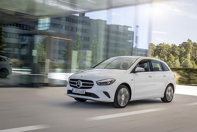 Mercedes B 250e