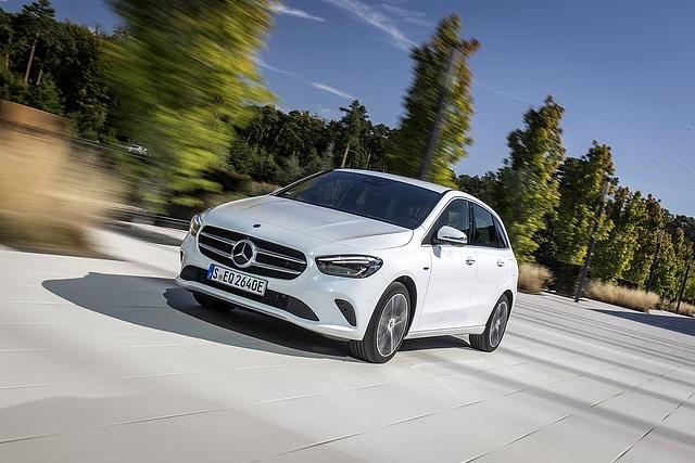 Mercedes B 250e
