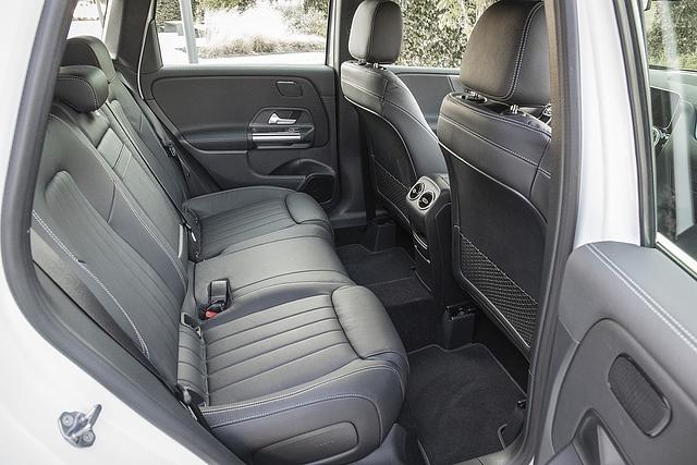 Mercedes B 250e