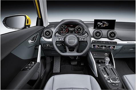 Virtual Cockpit, Mitteldisplay auf dem Armaturenbrett, runde Luftausströmer, DController-Rad mit Touchpad: Alles ähnlich wie beim A3