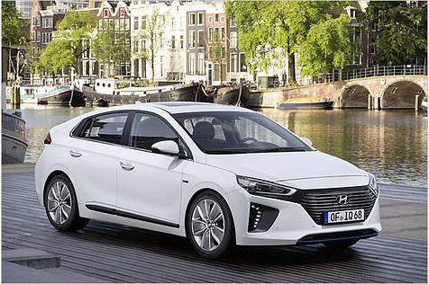 Der Basispreis für das Hybridmodell liegt bei 23.900 Euro