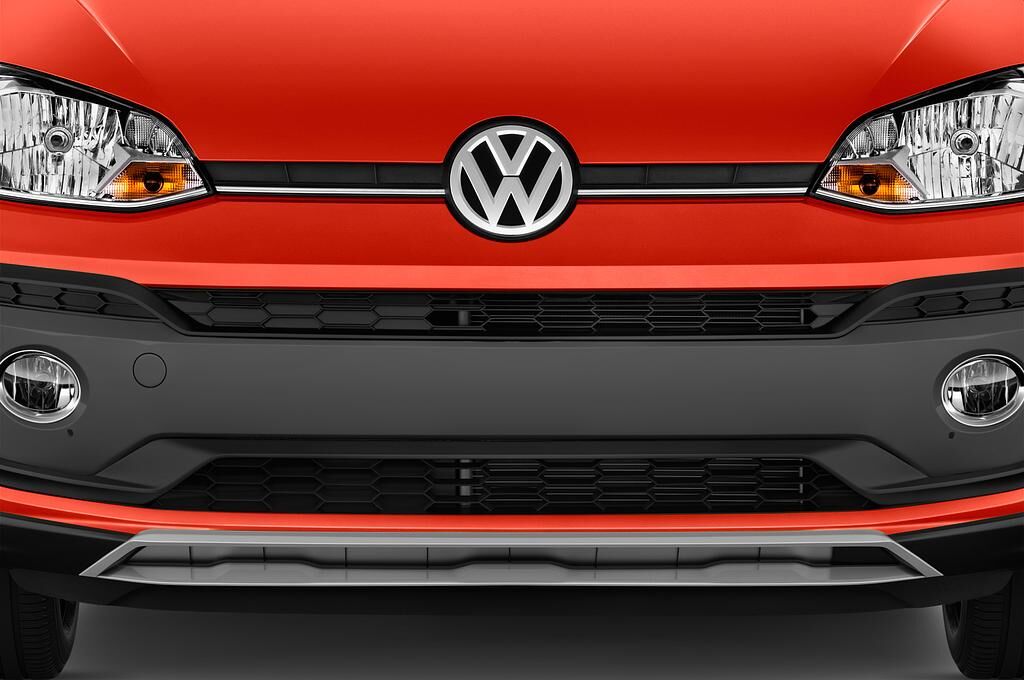 Volkswagen Up (Baujahr 2018) Cross Up 5 Türen Kühlergrill und Scheinwerfer