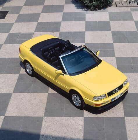 Das Konzept des Audi Cabriolets erwies sich als so langlebig, dass sanfte Modellpflegen und zusätzliche Motoren genügten, den Spaßmacher zwölf Sommer lang attraktiv zu halten