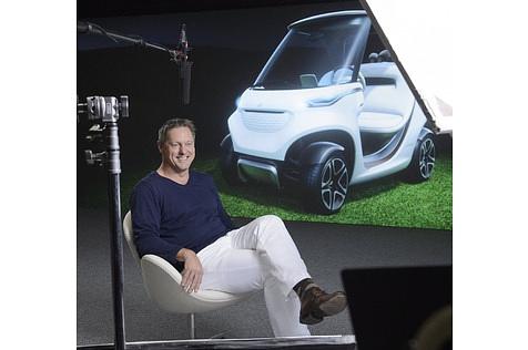 Mercedes Golf Cart by Garia - Mercedes-Chefdesigner Gorden Wagner mit seinem neuesten Projekt