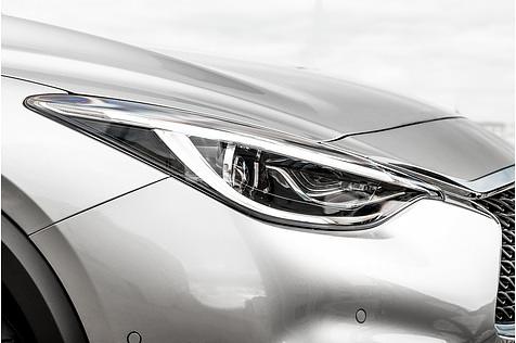 Infiniti QX30 2.2d AWD - LED-Scheinwerfer bietet nur das Topmodell