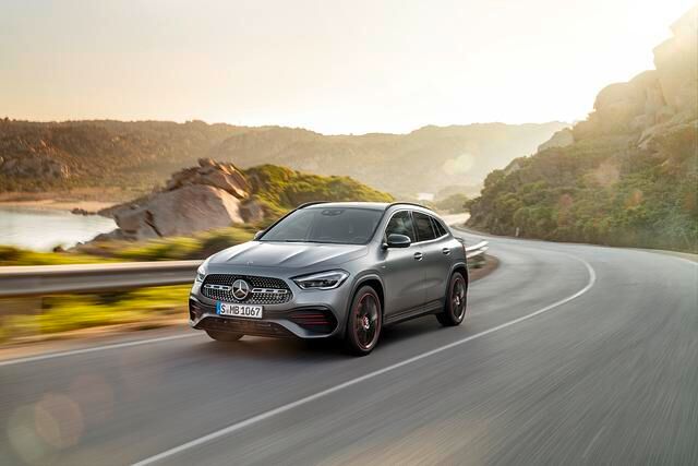 Für die zweite Generation des Kompakt-SUV stehen zum Marktstart je zwei Benziner und Diesel zur Wahl