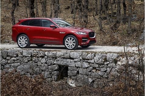Der Jaguar F Pace 2.0d ist 4,73 Meter lang