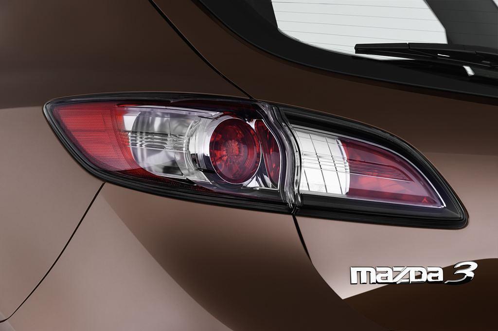 Mazda Mazda3 (Baujahr 2011) Edition 5 Türen Rücklicht