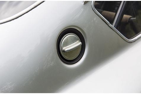 Beim Porsche 356 B 1600 GS Carrera GTL Abarth gibt es auch einen Zusatztank