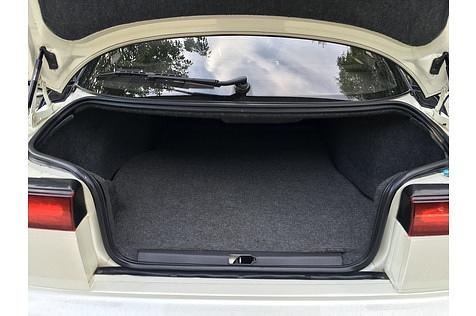 Subaru SVX - der Laderaum konnte einiges vertragen