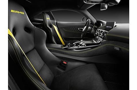 Mercedes AMG GT-R