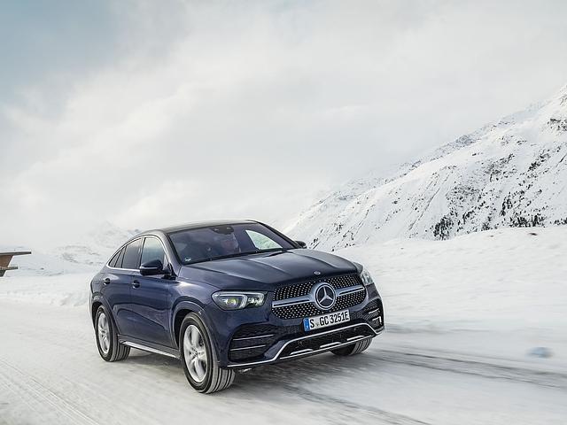 Mercedes gibt den Benzinverbrauch mit 1,3 l / 100 km