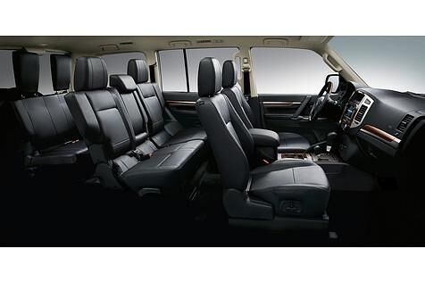 Mitsubishi Pajero 3.2 Di-D - sieben Erwachsene können ggf. mit