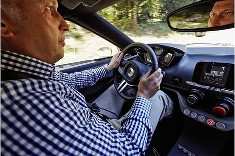 Das Cockpit ist übersichtlich