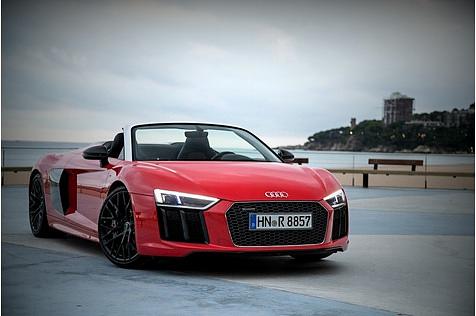 Audi R8 Spyder 5.2 FSI quattro S tronic
