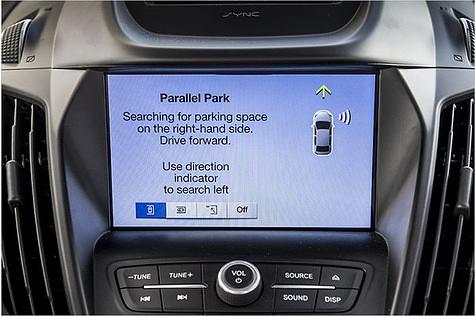 Der Kuga parkt jetzt auch automatisch