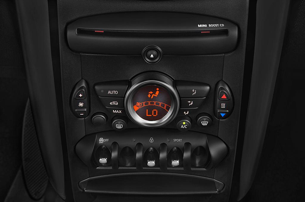 MINI Countryman (Baujahr 2014) Cooper 5 Türen Temperatur und Klimaanlage