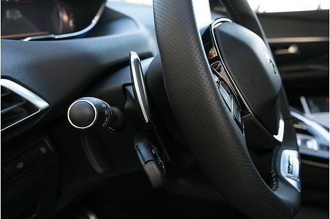 Peugeot 3008 Blue HDI 180