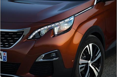 Peugeot 3008 Blue HDI 180