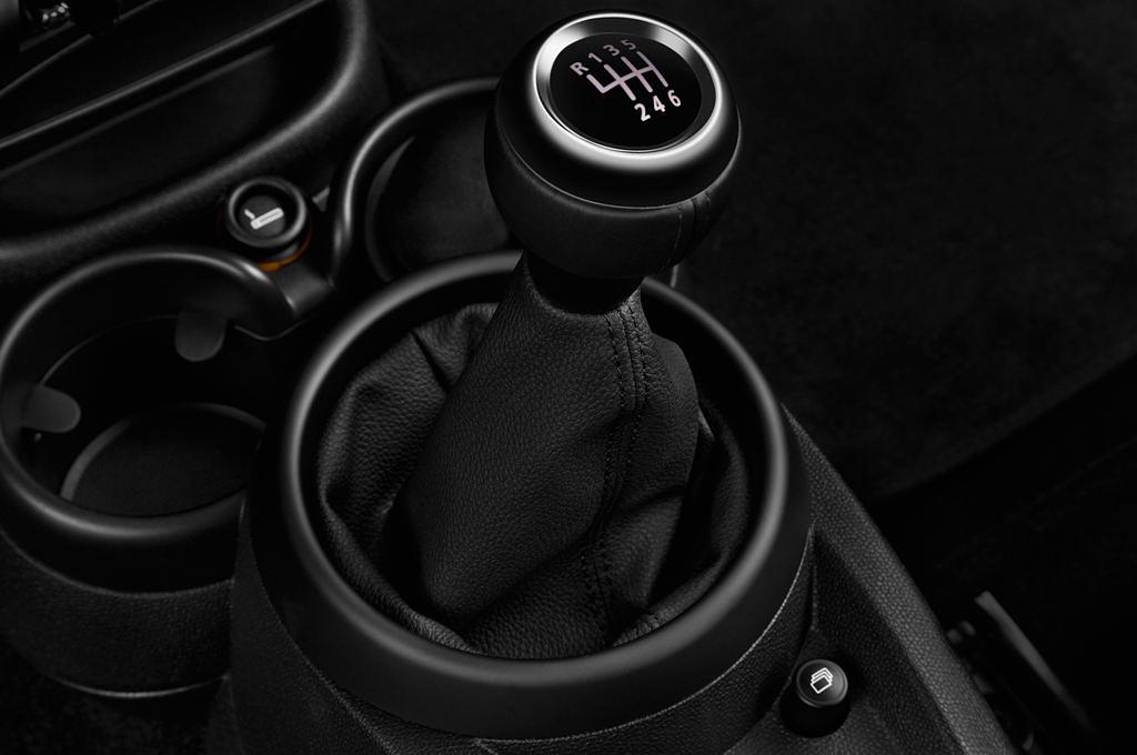 MINI Countryman (Baujahr 2016) One 5 Türen Schalthebel