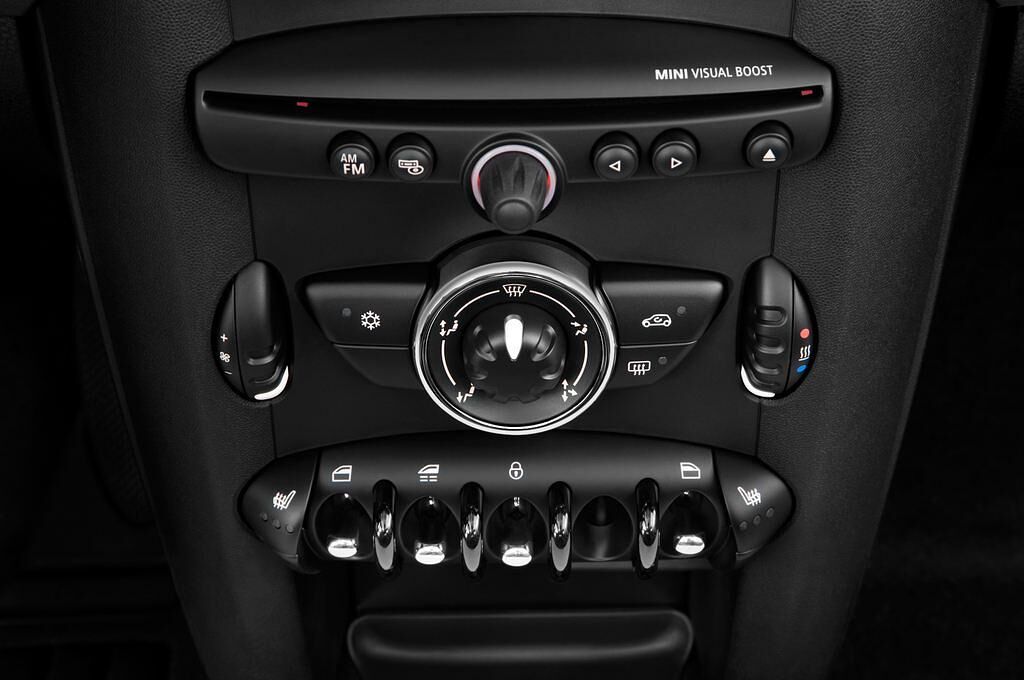MINI MINI (Baujahr 2011) Cooper 2 Türen Temperatur und Klimaanlage