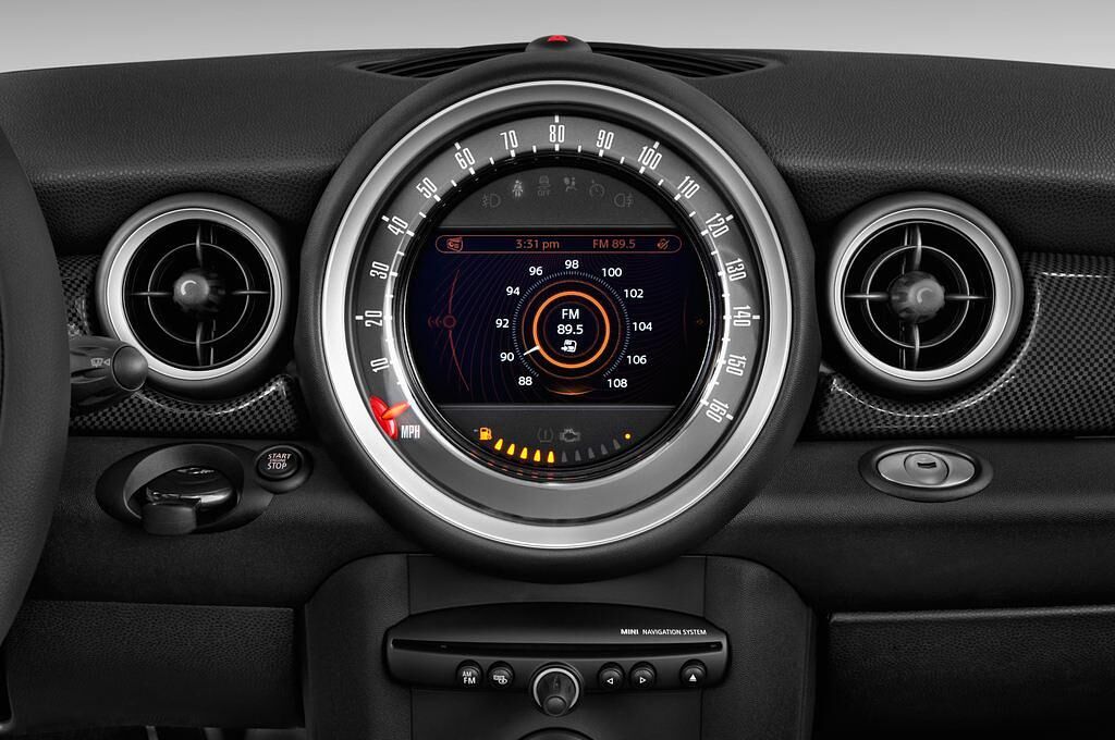 MINI MINI (Baujahr 2015) Cooper S 2 Türen Radio und Infotainmentsystem