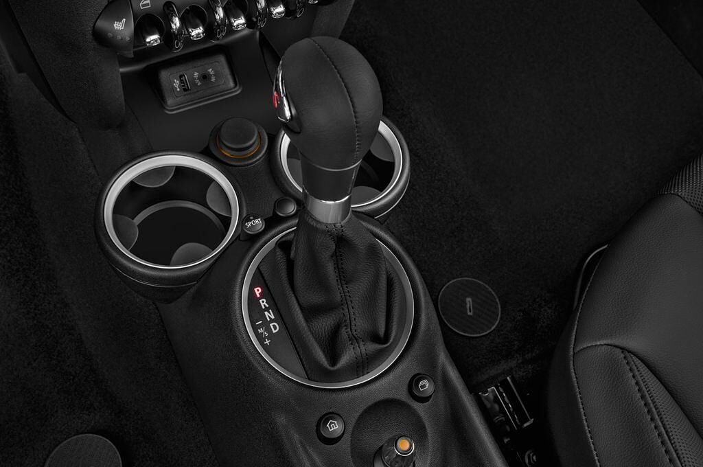 MINI MINI (Baujahr 2015) Cooper S 2 Türen Schalthebel