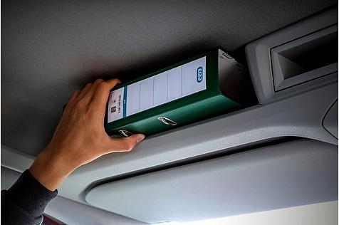 Passt: Ordner-Ablage im Volkswagen Crafter