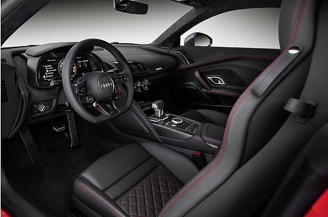 Das Cockpit ist gut verarbeitet
