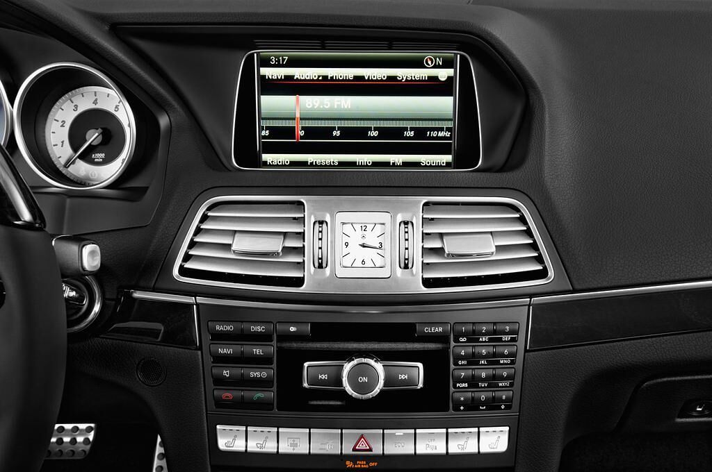 Mercedes E-Class (Baujahr 2014) - 2 Türen Radio und Infotainmentsystem