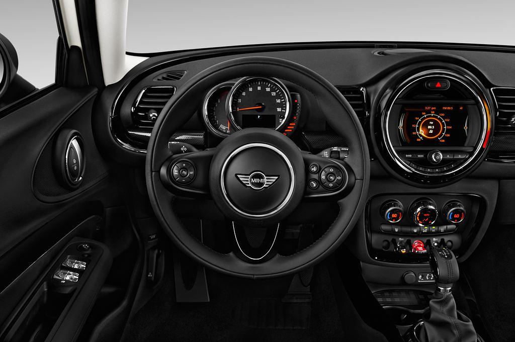 MINI Clubman (Baujahr 2016) Cooper 5 Türen Lenkrad