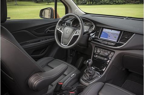 Das Cockpit ist deutlich wertiger