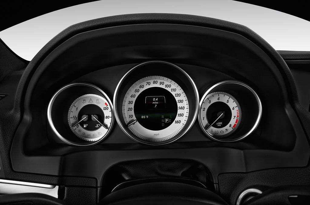 Mercedes E-Class (Baujahr 2014) - 2 Türen Tacho und Fahrerinstrumente