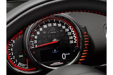 Die Instrumente des Mini John Cooper Works Clubman