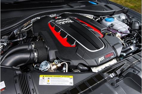 Der doppelt aufgeladene Achtzylinder des Abt Audi RS6 1 of 12