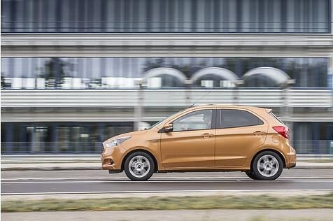 Mit einer Länge von 3,93 Metern ist der Ford Ka+ kürzer als der Kia Rio und der Dacia Sandero