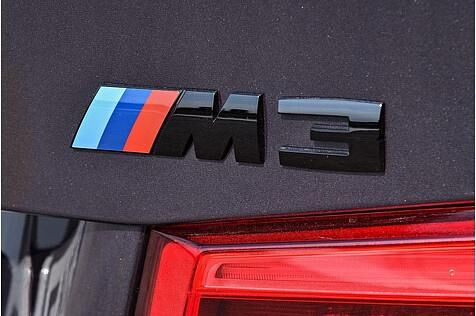 Dieses Emblem bedeutet Power