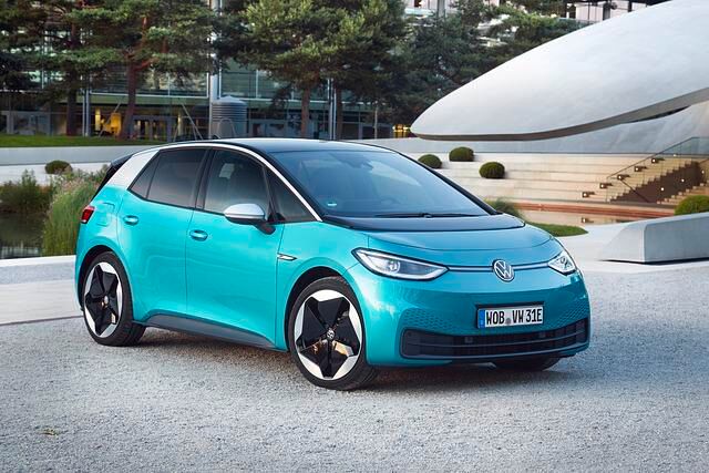 Den ID.3 wird es mit drei verschiedenen Batterien und damit auch drei unterschiedlichen Reichweiten geben