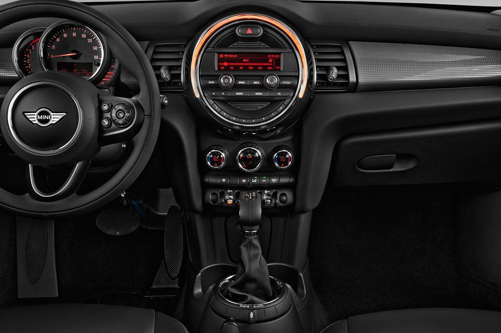 MINI MINI (Baujahr 2014) 1.5 COOPER 3 Türen Mittelkonsole