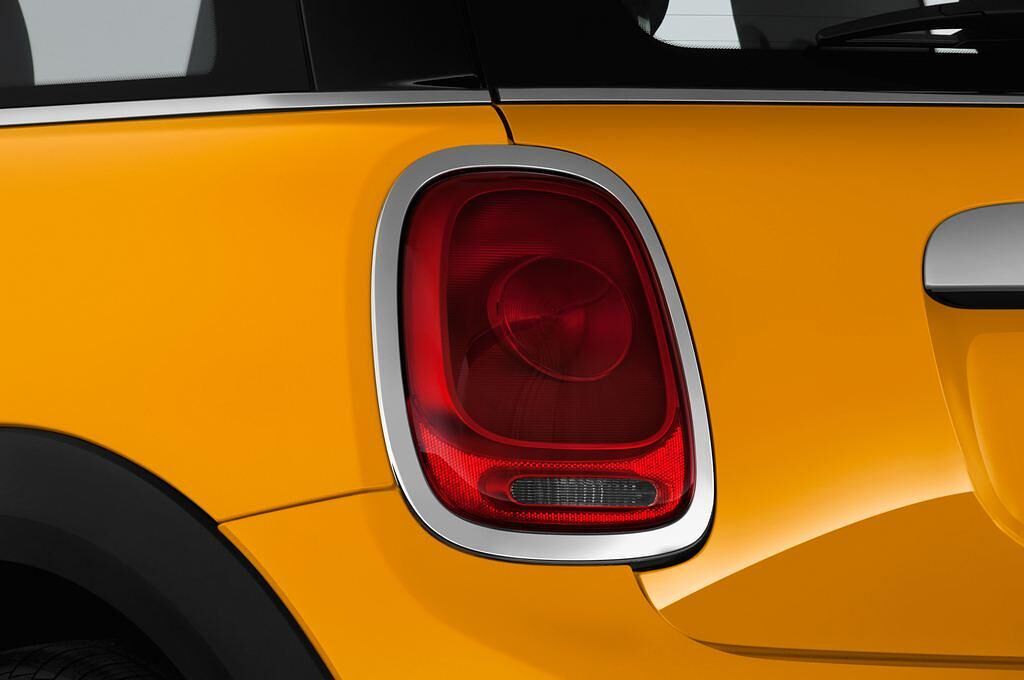MINI MINI (Baujahr 2014) 1.5 COOPER 3 Türen Rücklicht