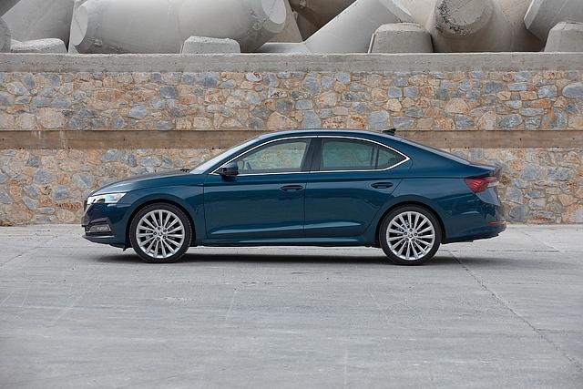 Die Skoda Octavia Limousine ist 4,69 Meter lang