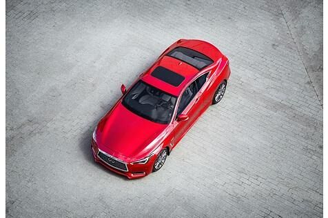 Der Infiniti Q60 verbraucht 6,8 Liter im Schnitt.