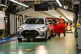Panorama: Wie Toyota die Produktion behutsam wieder ins Rollen bringt - Coronas Vermächtnis