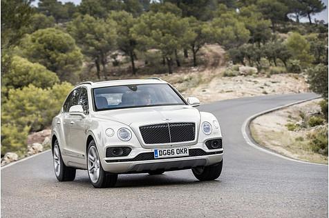 Der Bentley Bentayga Diesel kostet mindestens 174.335 Euro