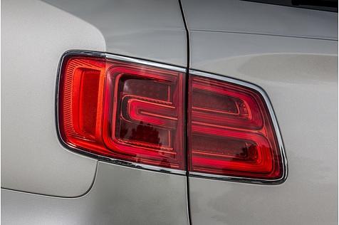 Der angegebene Normverbrauch von 7,9 Litern pro 100 Kilometer wurde bei den ersten Testfahrten deutlich überboten