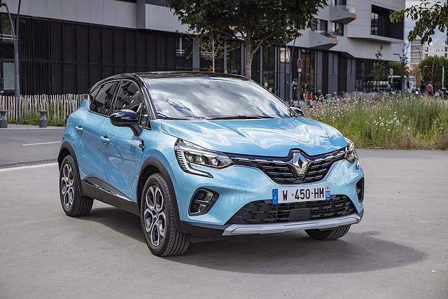 Der Captur E-Tech Plug in Hybrid kostet 32.752,94