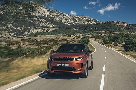 Range Rover Evoque und Land Rover Discovery Sport - Elektro-Doppel