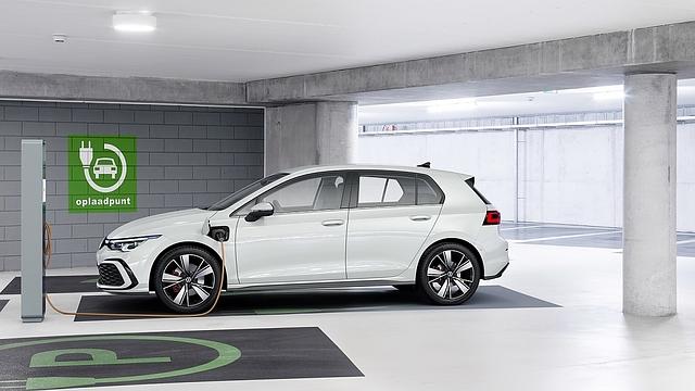 VW Golf GTE 2021
