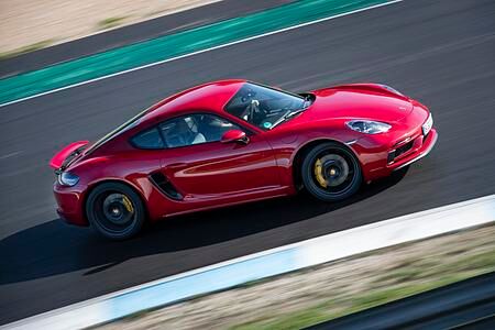 Test: Porsche Cayman GTS  - Alte Schule 