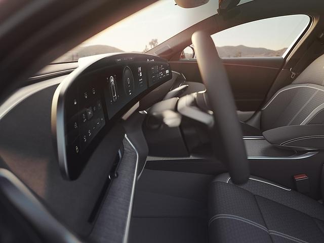 Das Armaturenbrett des Lucid Motors Air